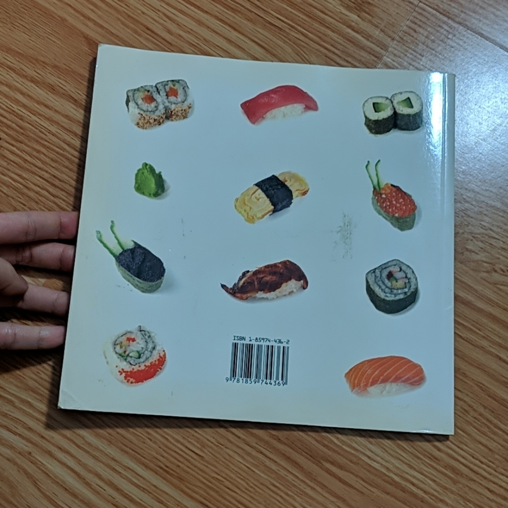 Sushi made easy book - Picture 2 of 5